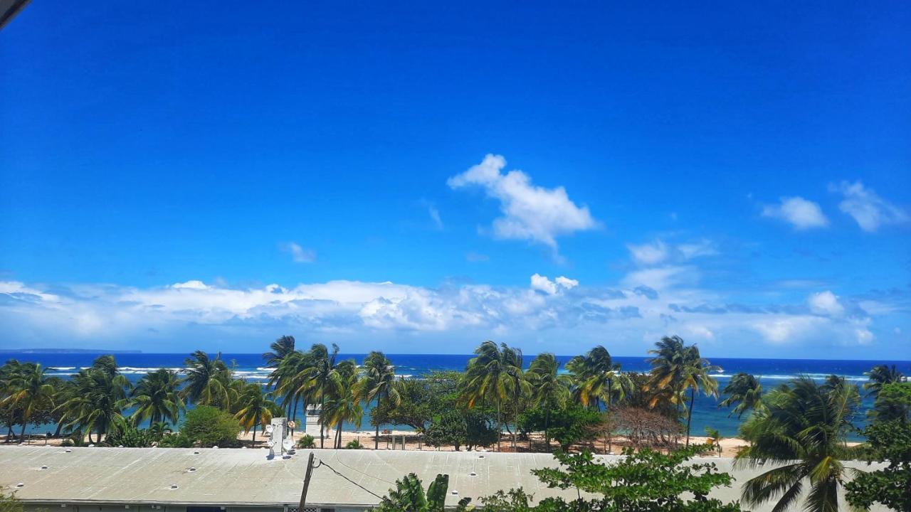 Studio La Belle Vue, vue mer, wifi, plage à 50m Le Moule Esterno foto
